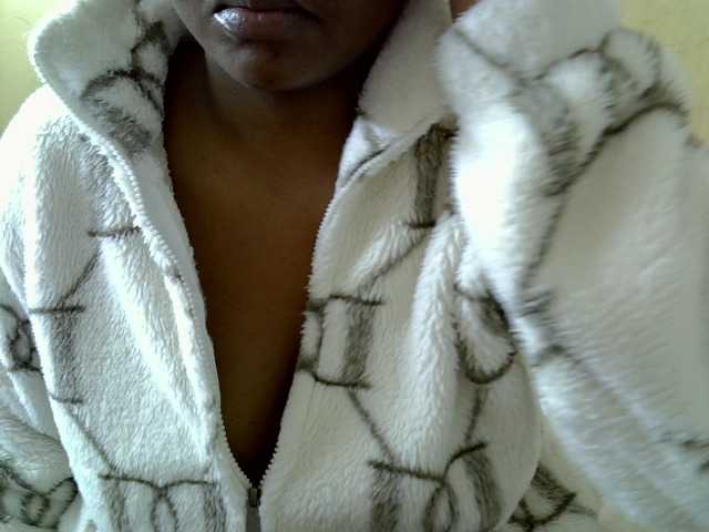 Prettydomina live cam on BongaCams