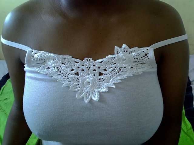 Prettydomina live cam on BongaCams