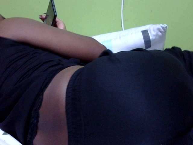 Prettydomina live cam on BongaCams