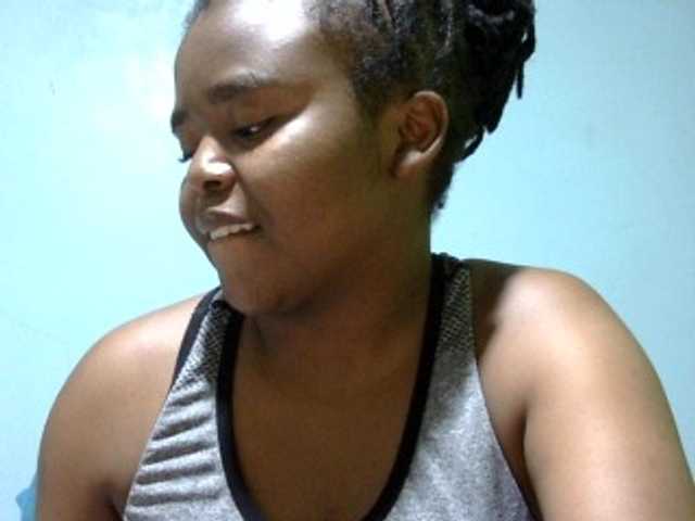 Prettydomina live cam on BongaCams