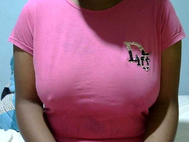 Prettydomina live cam on BongaCams