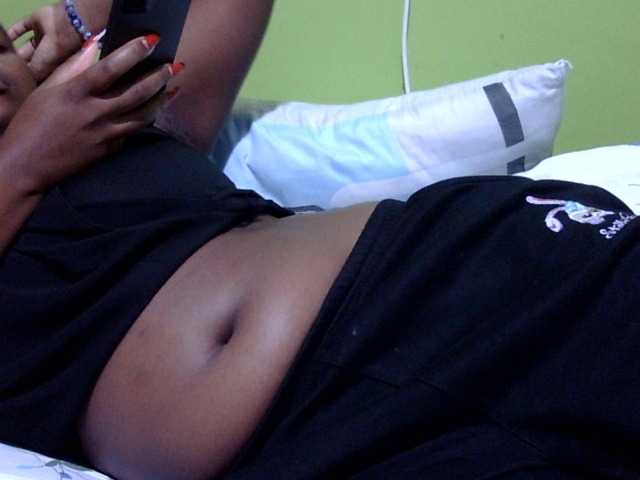 Prettydomina live cam on BongaCams