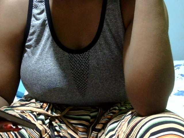 Prettydomina live cam on BongaCams