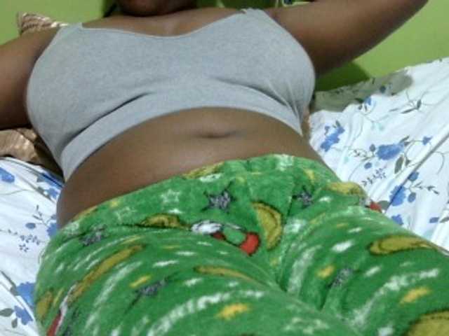 Prettydomina live cam on BongaCams