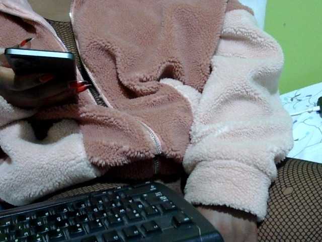 Prettydomina live cam on BongaCams