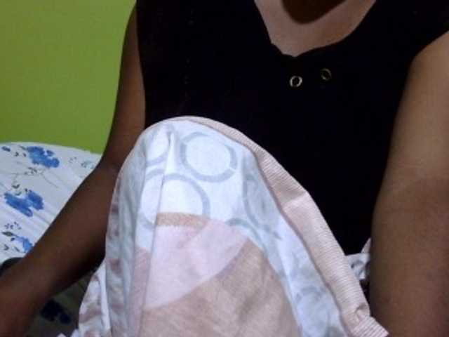 Prettydomina live cam on BongaCams