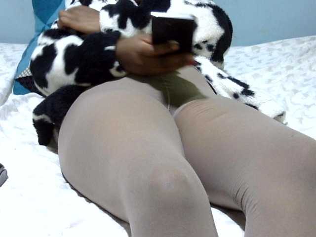 Prettydomina live cam on BongaCams