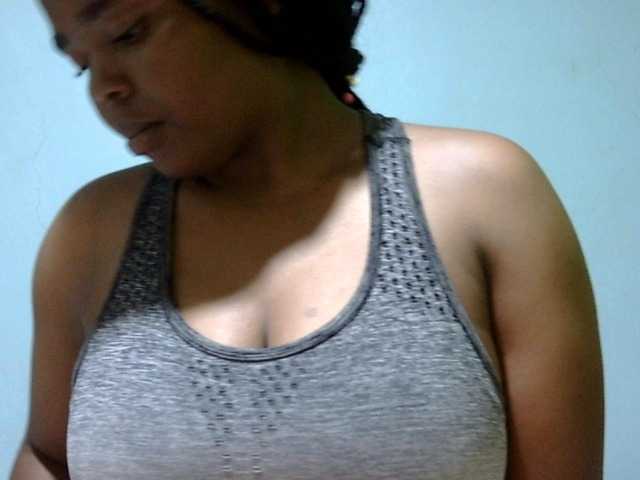 Prettydomina live cam on BongaCams