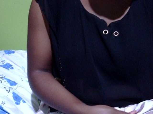 Prettydomina live cam on BongaCams