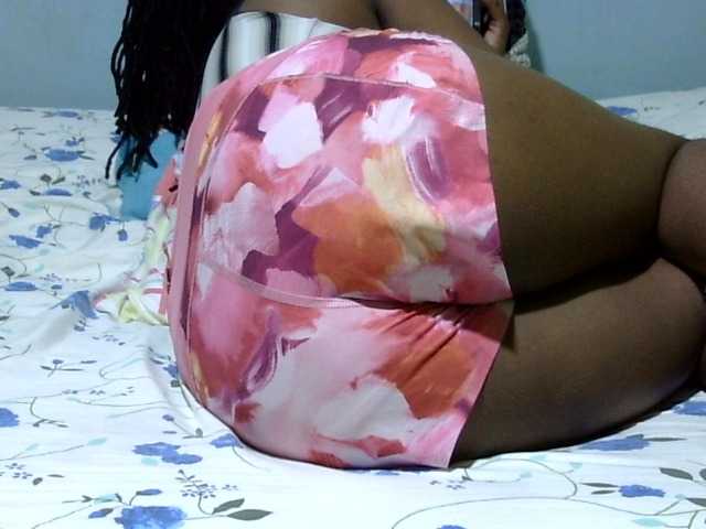 Prettydomina live cam on BongaCams