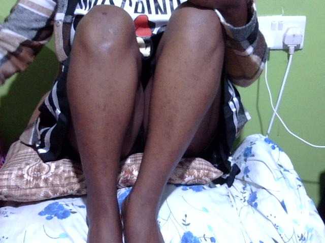 Prettydomina live cam on BongaCams