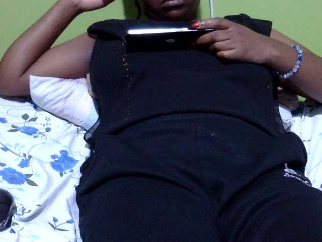Prettydomina live cam on BongaCams