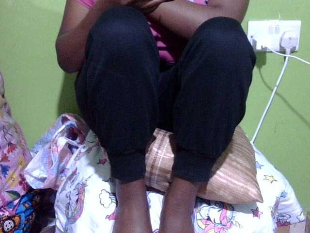 Prettydomina live cam on BongaCams