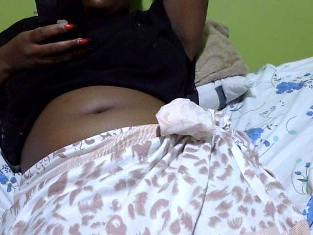 Prettydomina live cam on BongaCams