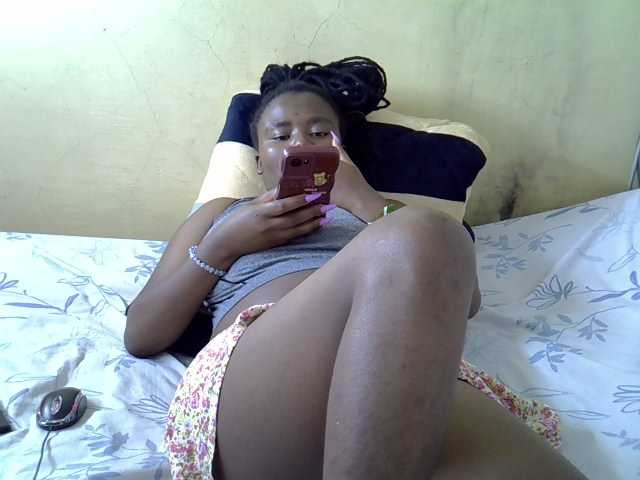 Prettydomina live cam on BongaCams