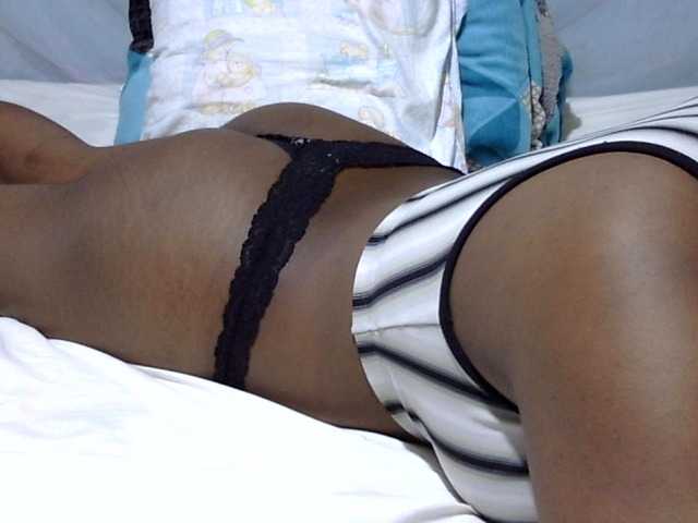 Prettydomina live cam on BongaCams