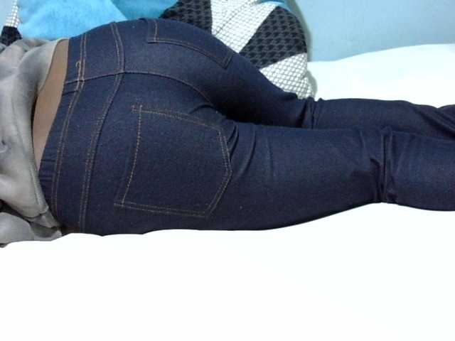 Prettydomina live cam on BongaCams