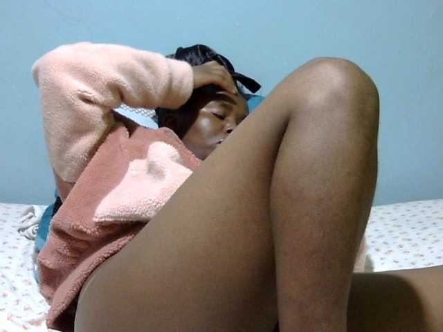 Prettydomina live cam on BongaCams