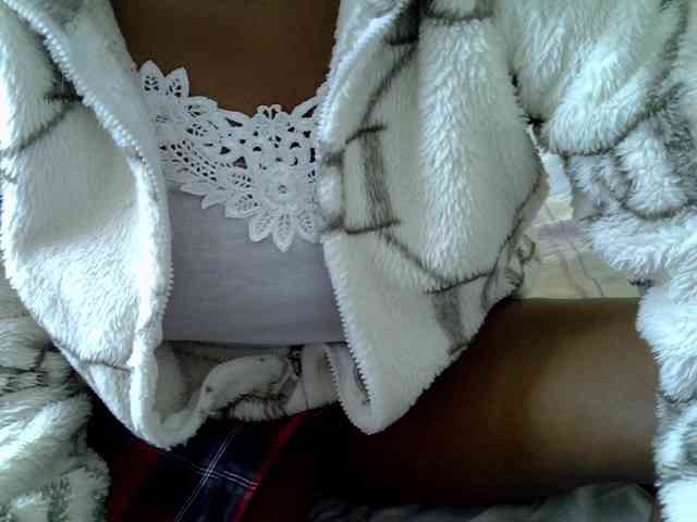 Prettydomina webcam