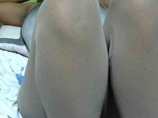 Prettydomina webcam