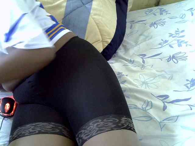 Prettydomina webcam