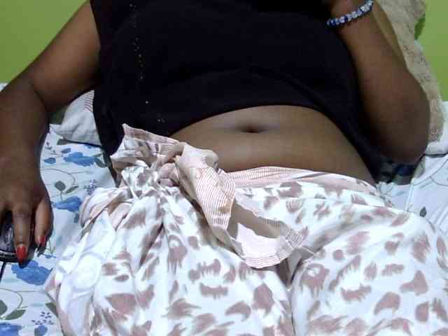 Prettydomina webcam