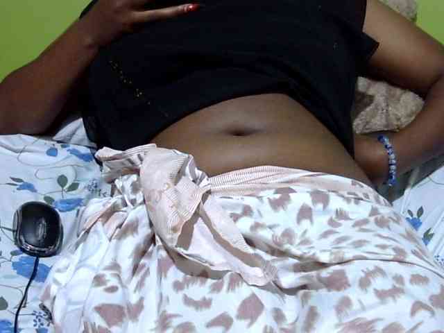 Prettydomina webcam