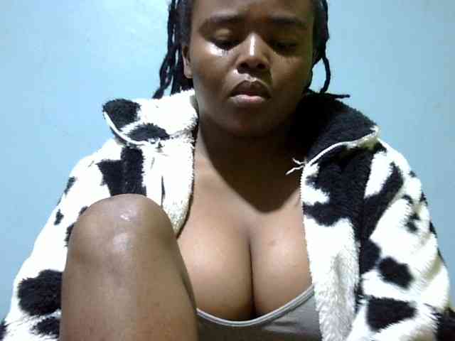 prettydomina's live room