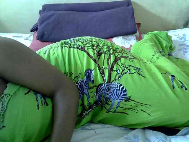 Prettydomina webcam