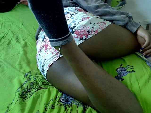 Prettydomina webcam