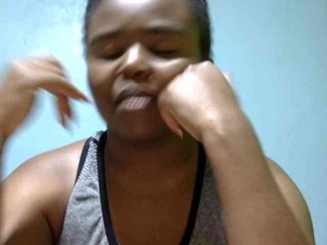 Prettydomina webcam