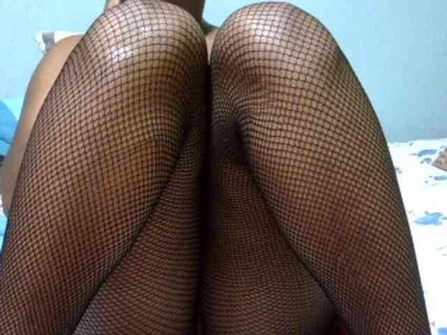 Prettydomina webcam