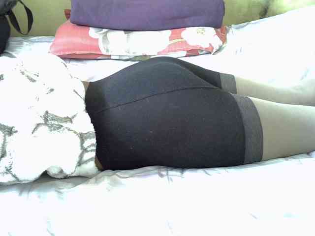 Prettydomina webcam