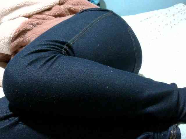 Prettydomina webcam