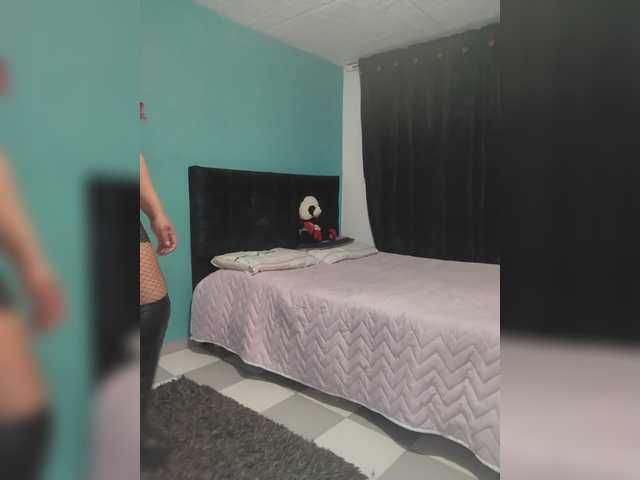 Jeilin123 Live Cam on BongaCams