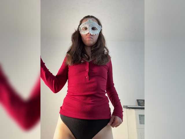 Jujunia live cam on BongaCams