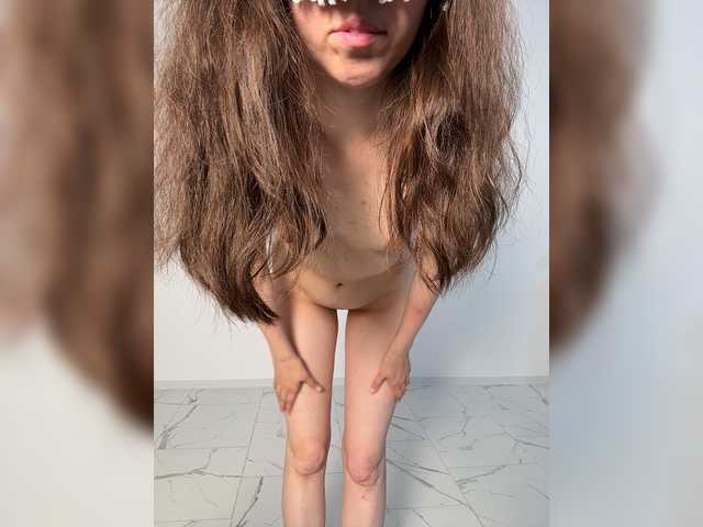 Jujunia live webcam show