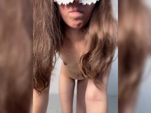 Jujunia live webcam show