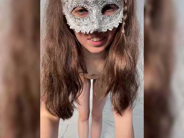 Jujunia live webcam show