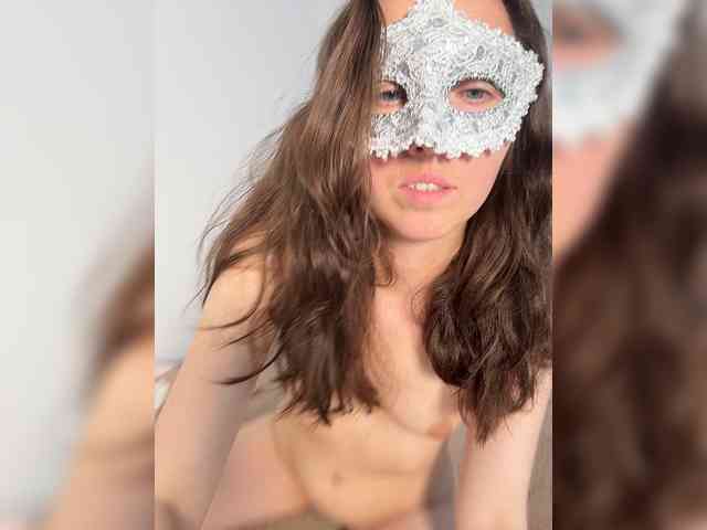 Jujunia Sex Cam Show