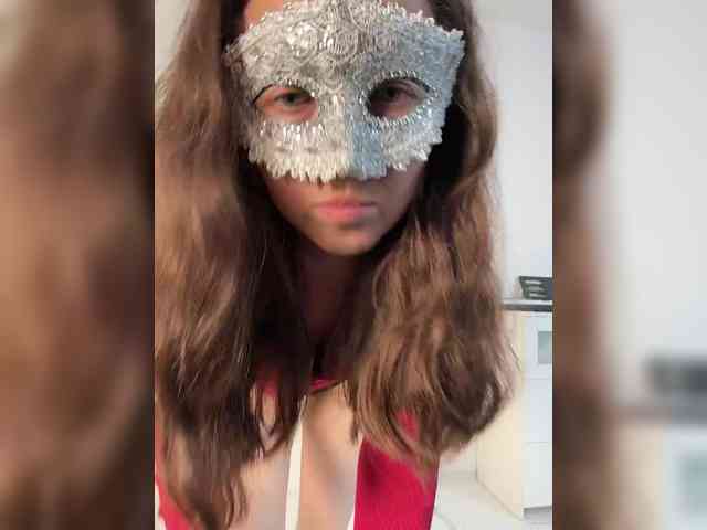 Jujunia Sex Cam Show