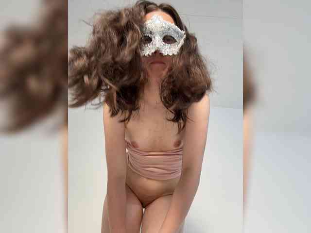 Jujunia Sex Cam Show