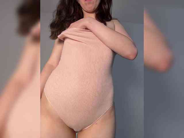 Jujunia Live Webcam on BongaCams