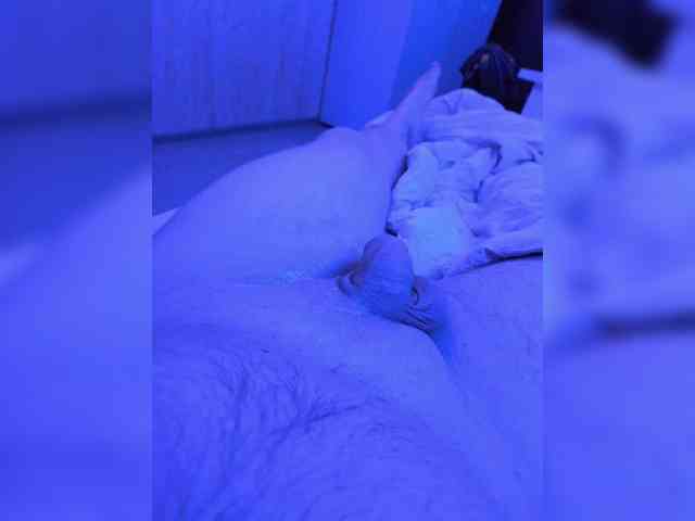 Jonnybeer Live Webcam on BongaCams