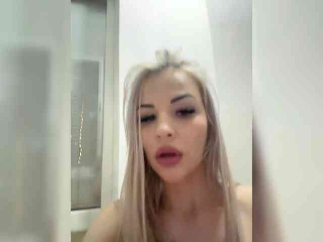 Korolina777 webcam