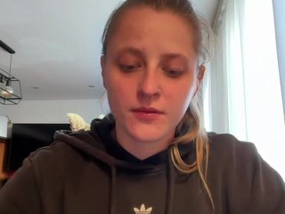 LeaSweet Porn Show