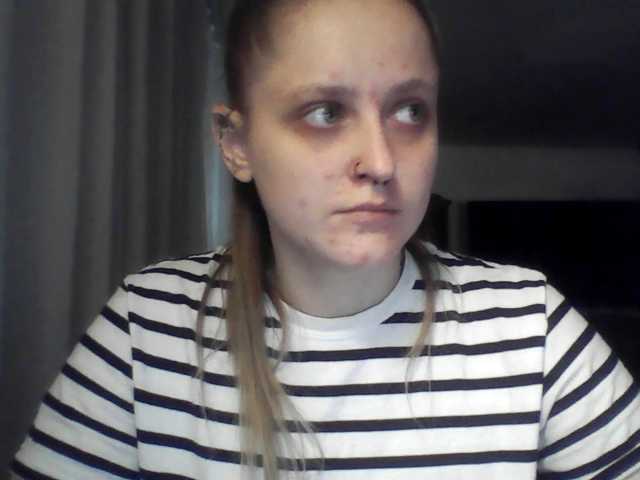 le modèle LeaSweet est en webcam porno dans un show sur le site bongacams, il possède les tags suivants: White/Caucasian,Blonde,Shaved