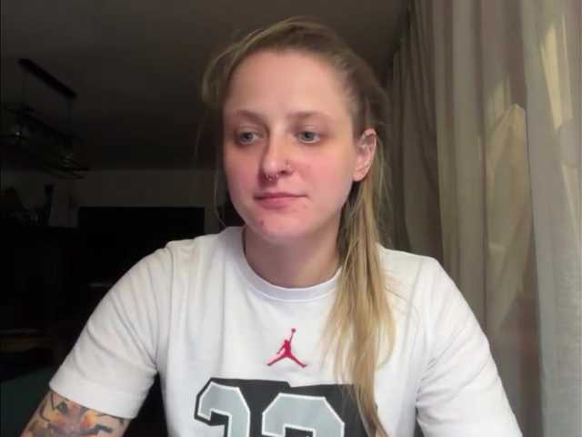 LeaSweet live cam on BongaCams