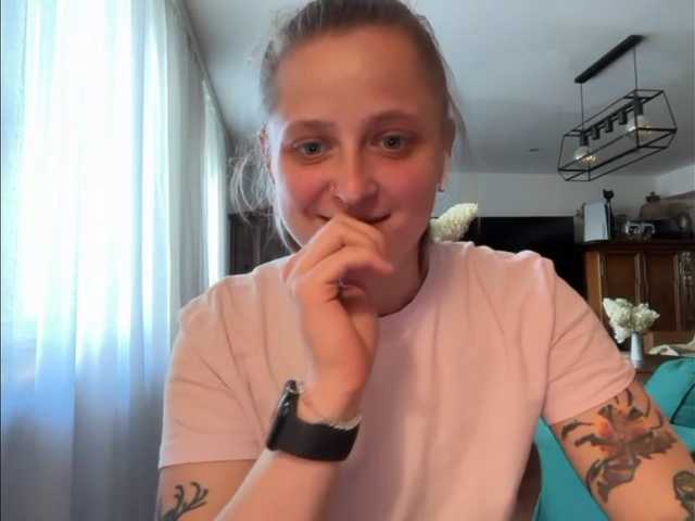 LeaSweet live cam on BongaCams
