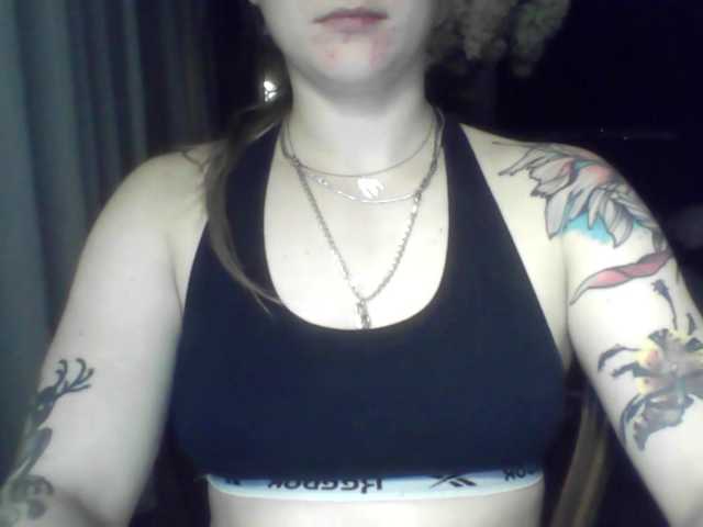 LeaSweet live cam on BongaCams